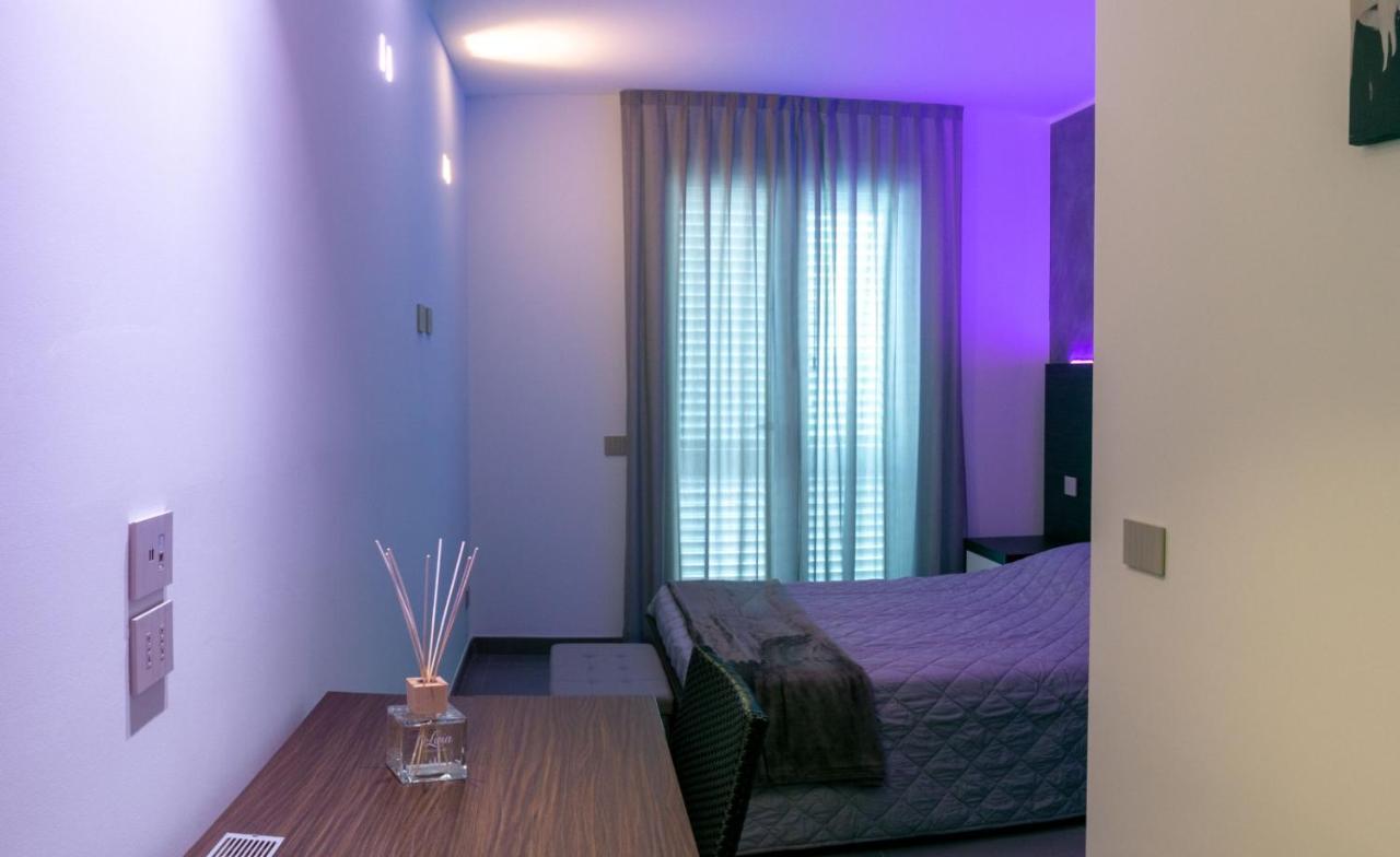 Brigante Suites Misano Adriatico Dış mekan fotoğraf